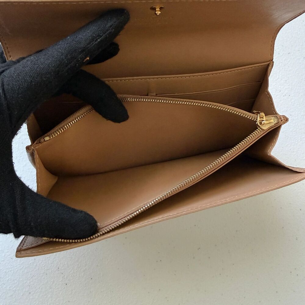 Louis Vuitton Vernis beige monogram long wallet authentic with COA 7.5x4 - Picture 5 of 8